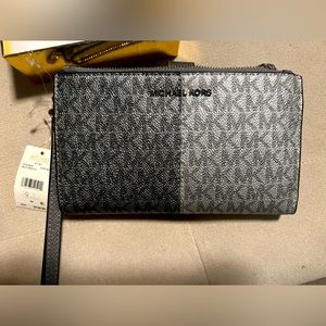 Michael Kors Wristlet New in Box